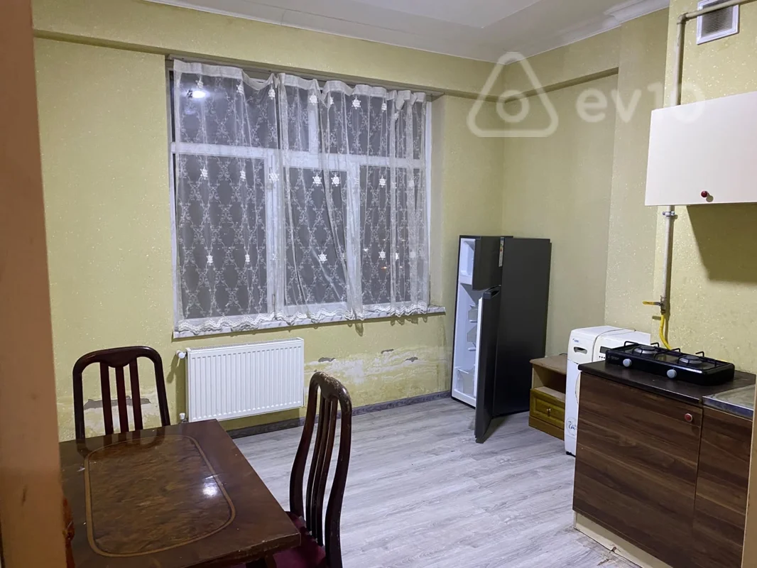 4 otaqlı mənzil, 120 m², Yeni yasamal — kirayə — Mənzil, Bakı (5)