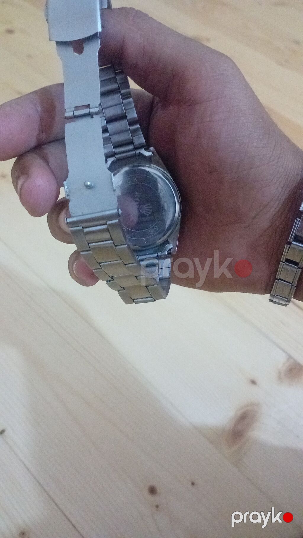 Hamisi satılır satlari daslari yoxdu daş qoy işlet 2 dene telfon var — Qol saatları, Bakı (4)