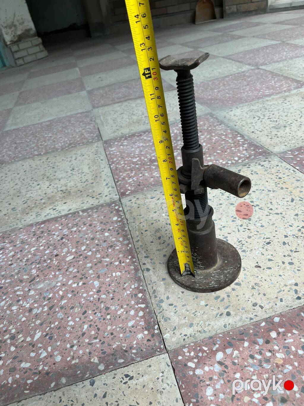 Təsvir: - Mexaniki vintli domkrat/krik. Kompakt, ağır metal — Avtomobil aləti, Digah (2)