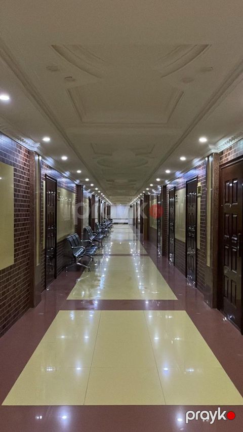 Satılır obyekt 1000 m² — Bakı
