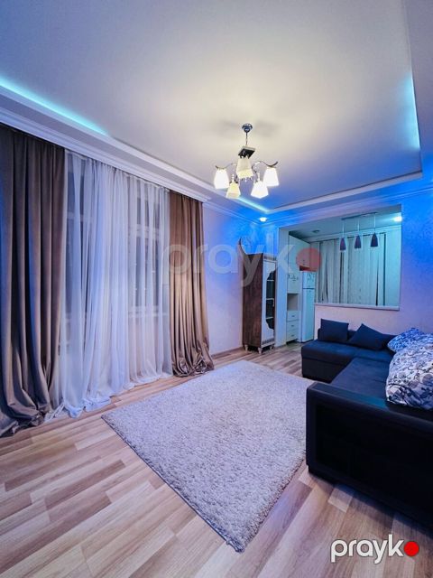Satılır 2 otaqlı köhnə tikili 50 m² — Bakı
