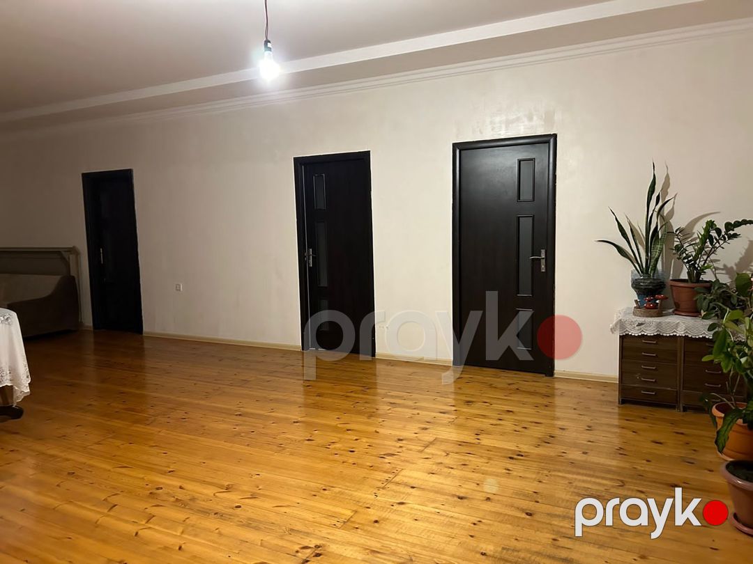 Satılır 10 otaqlı həyət evi/bağ evi 270 m² — Ev, villa, Bakı (10)