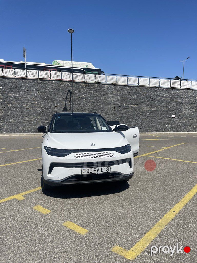 Leapmotor C11, 1.5 L, 30.1 kWh, 2023 il, 75 000 km — Avtomobillər, Bakı (8)