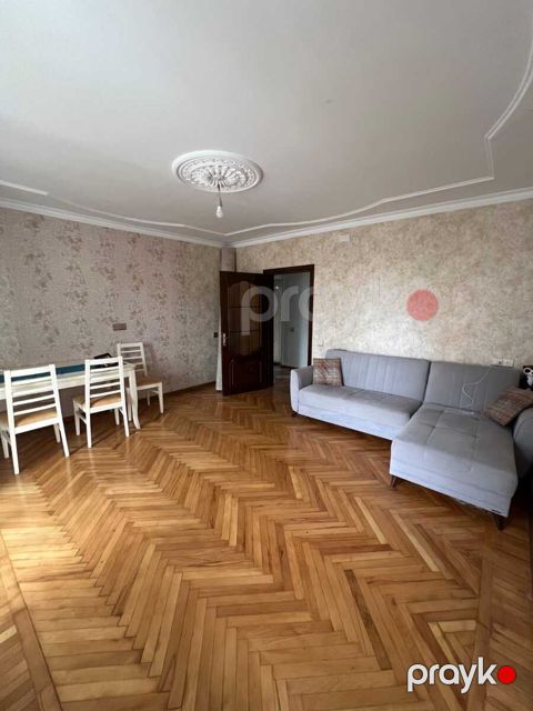 İcarəyə verilir 3 otaqlı köhnə tikili 70 m² — Bakı