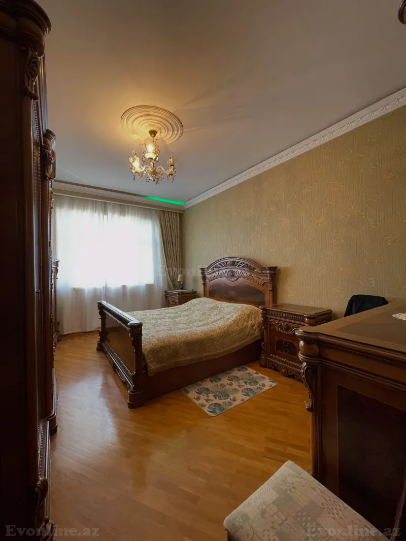 Satılır 4 otaqlı Mənzil Yeni tikili 146 m² Bakı, Binəqədi r., 8-ci mikrorayon — Mənzil, Bakı (7)