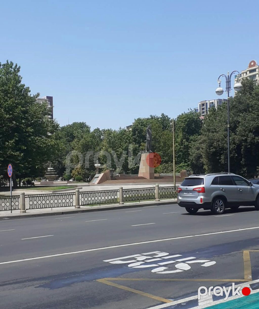 Şəhərin 28 may ərazisində Mərkəzi bank.28 Moll. Milli Konservatoriya — Mənzil, Bakı (6)
