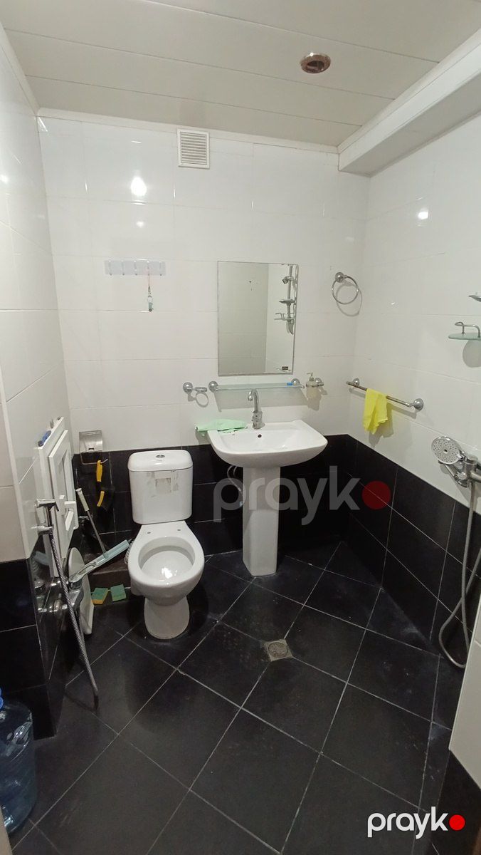 Satılır 1 otaqlı köhnə tikili 45 m² — Mənzil, Bakı (12)