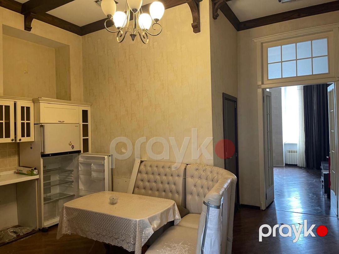 İcarəyə verilir 7 otaqlı köhnə tikili 200 m² — Mənzil, Bakı (7)