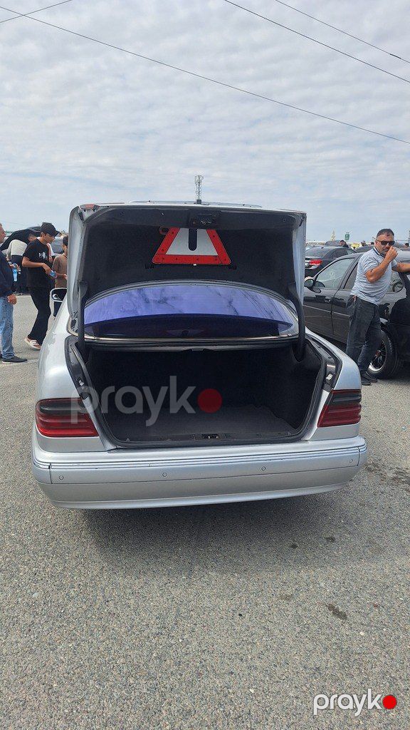 Mercedes E 300, 3.0 L, 1998 il, 300 000 km — Avtomobillər, Sumqayıt (7)