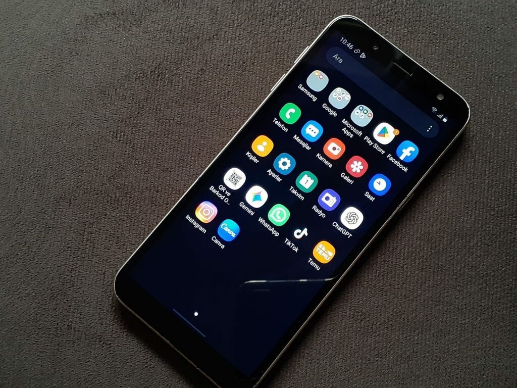 Samsung Galaxy J6, 32 GB, rəng - Qızılı, Düyməli, Barmaq izi, Face ID — Samsung, Gəncə (6)
