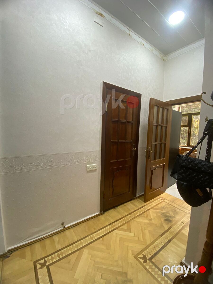 Satılır 4 otaqlı köhnə tikili 100 m² — Mənzil, Bakı (8)