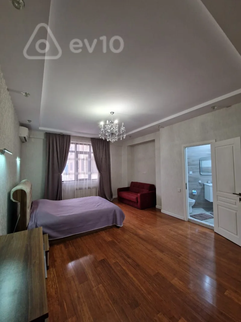 4 otaqlı mənzil, 190 m², Səməd Vurğun Bağının yaxınlığı — kirayə — Mənzil, Bakı (8)
