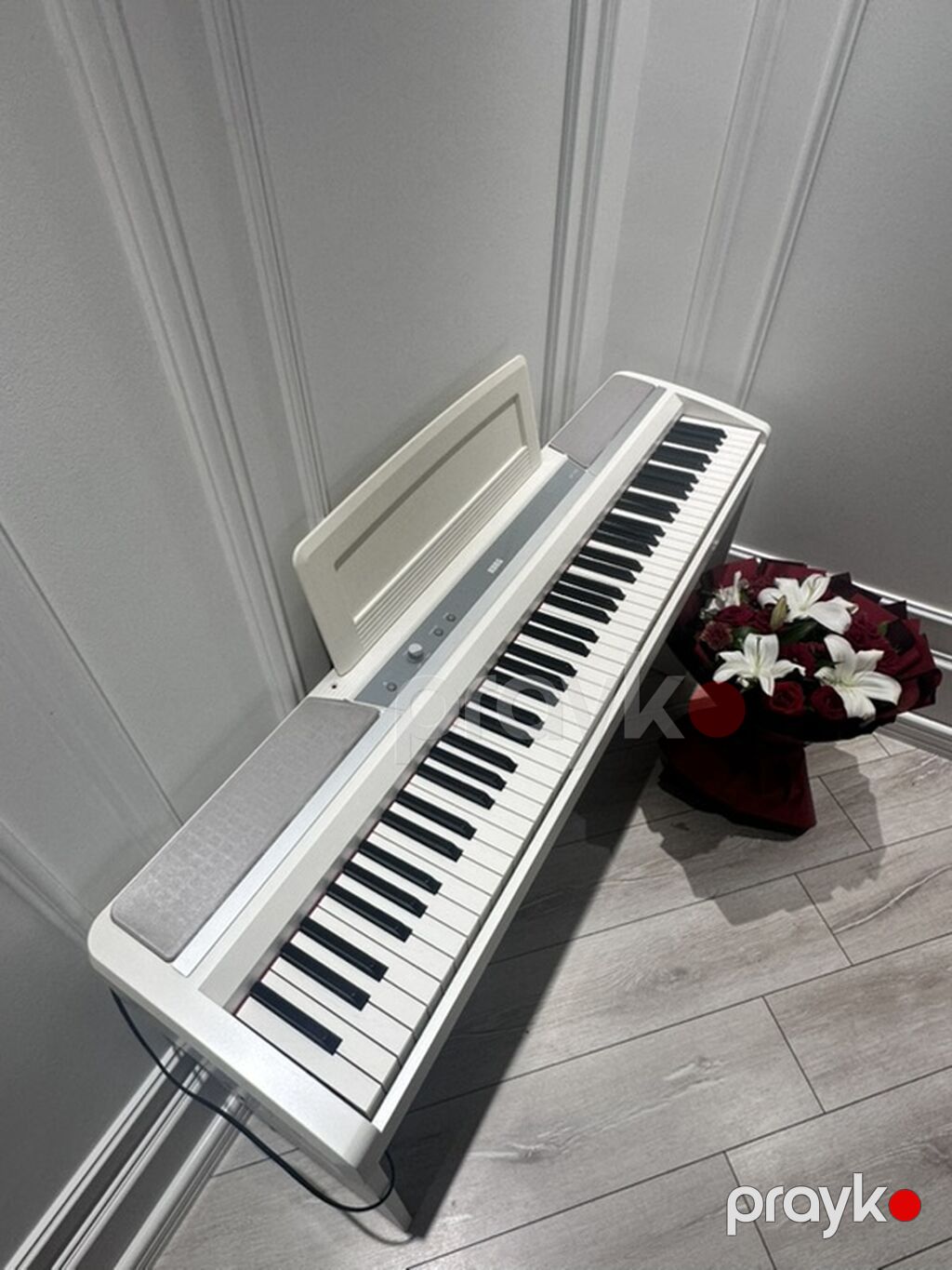 Korg SP-170S rəng: ağ (kompakt rəqəmsal piano) Xüsusiyyətlər: - 88 — Pianino və digər klaviş alətləri, Bakı (3)