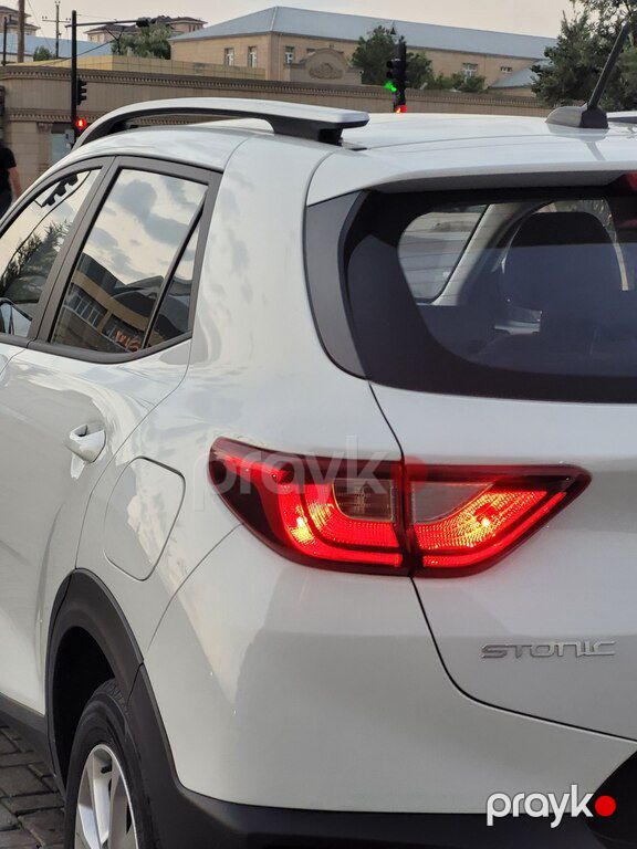 Kia Stonic, 1.4 L, 2024 il, 43 134 km — Avtomobillər, Bakı (3)