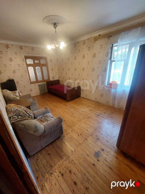 İcarəyə verilir 3 otaqlı köhnə tikili 65 m² — Bakı