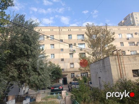Satılır 3 otaqlı köhnə tikili 73 m² — Bakı