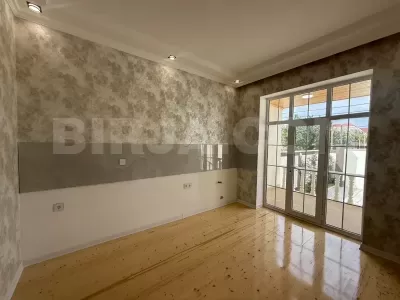 Savalan yaşayış massivində 3 otaqlı ev satılır