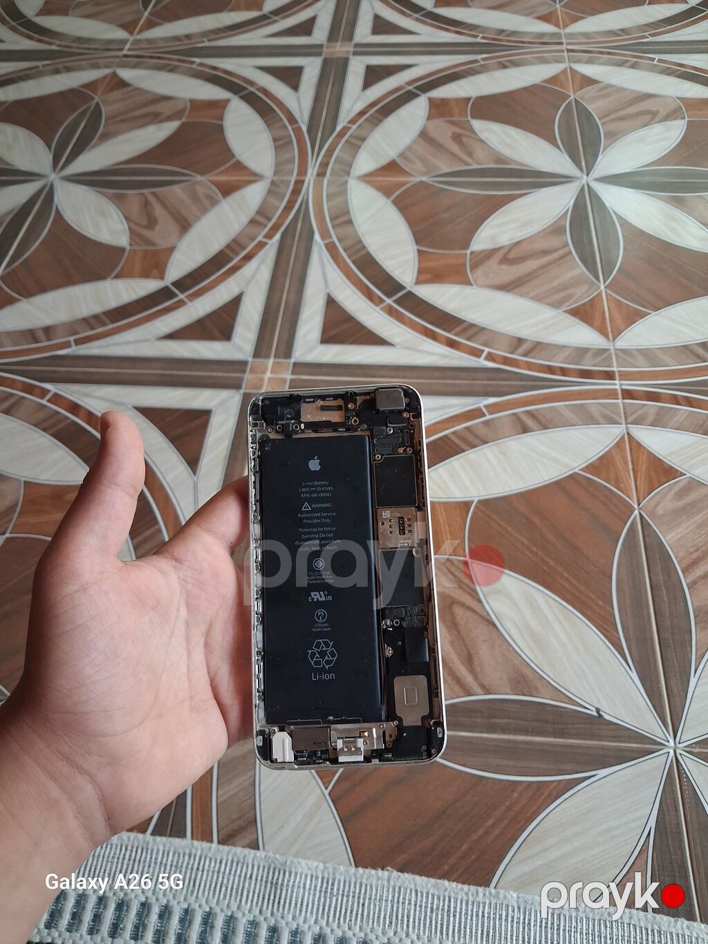 IPhone 6 Plus, 128 GB, Gümüşü, Qırıq — Apple iPhone, Bakı (2)