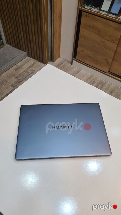 Huawei Matebook i5 12450H — Bakı