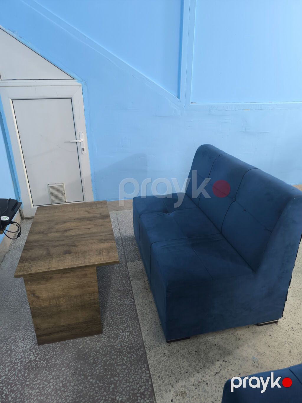 2 ay islənib. divan jurnalni pufik 8 dəst var ucuz verirem abyekt — Mebel, Bakı (2)