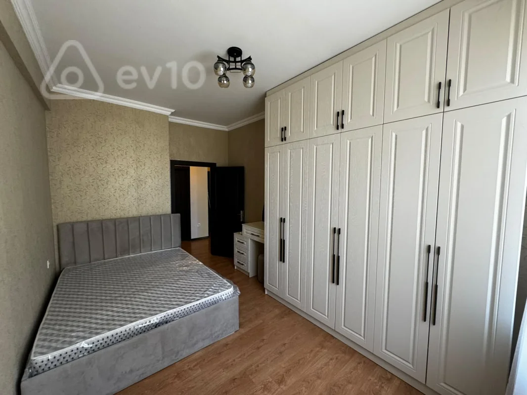 3 otaqlı mənzil, 75 m², Müstəqillik küçəsi. — kirayə — Mənzil, Bakı (8)
