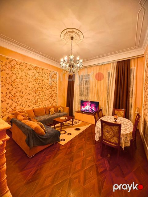 3-otaqlı yeni tikili kirayə verilir, Nizami küç., 100 m² — Bakı