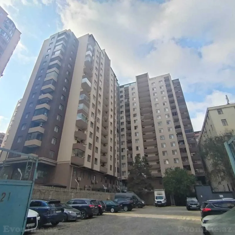 Satılır 3 otaqlı Mənzil Yeni tikili 148 m² Bakı, Nəsimi r., Gənclik m — Bakı