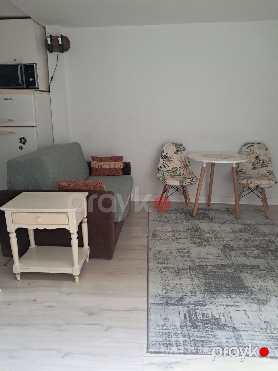İcarəyə verilir 1 otaqlı köhnə tikili 45 m² — Mənzil, Bakı (2)