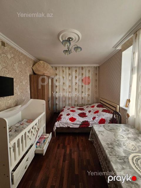 Satılır 1 otaqlı Bina evi menzil (Köhnə tikili), 30 m², 10-cu mikrorayon — Sumqayıt