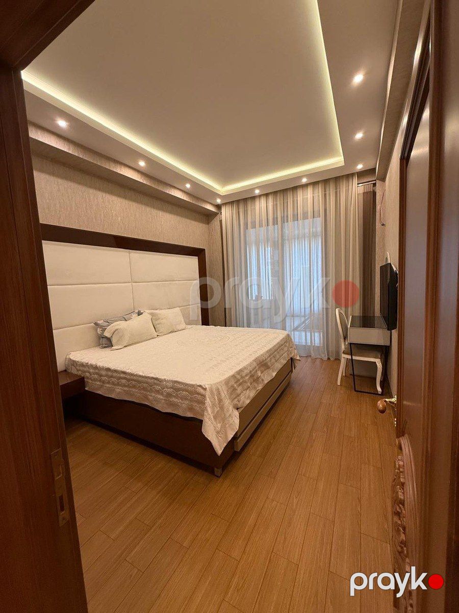 İcarəyə verilir 5 otaqlı yeni tikili 240 m² — Mənzil, Bakı (2)