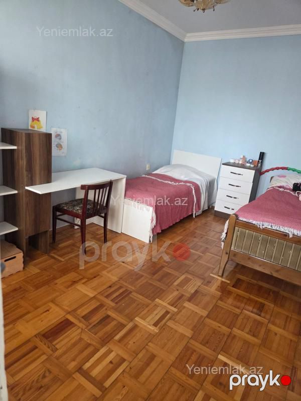 Satılır 4 otaqlı Bina evi menzil (Köhnə tikili), 90 m², 6-cı mikrorayon — Mənzil, Sumqayıt (7)