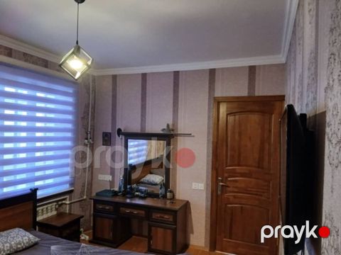 İcarəyə verilir 2 otaqlı köhnə tikili 60 m² — Bakı