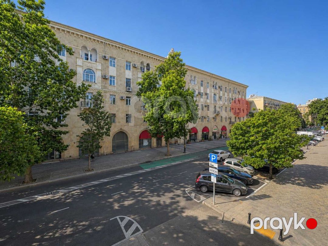 Satılır 4 otaqlı köhnə tikili 120 m² — Mənzil, Bakı (9)