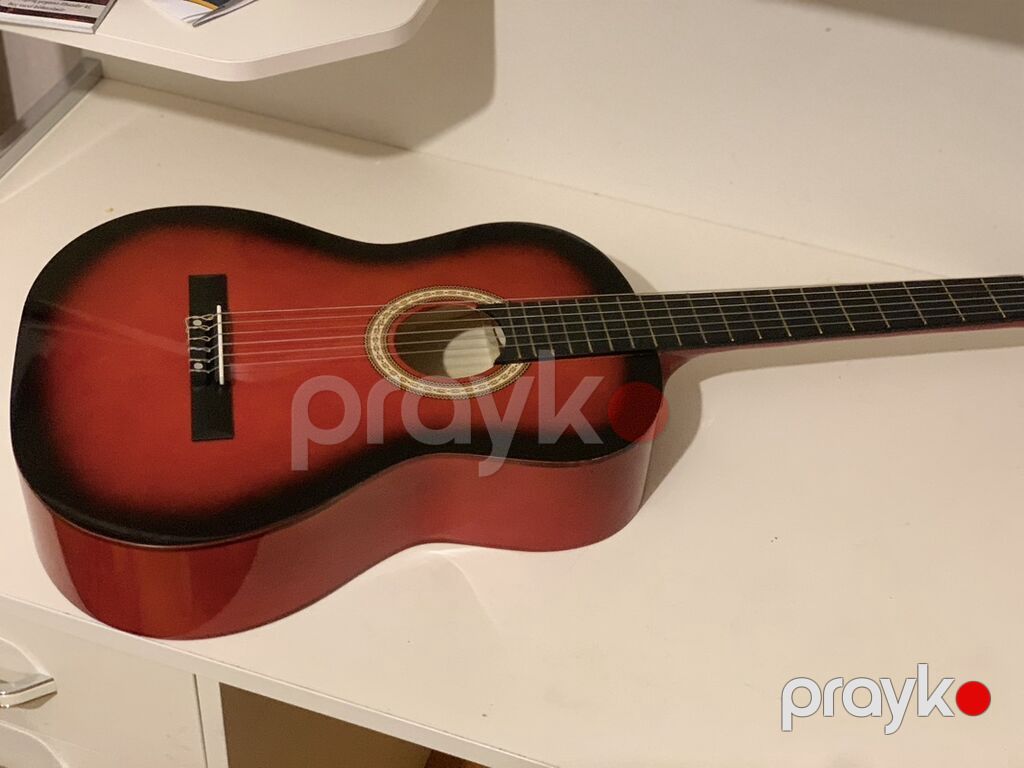 Klassik akustik gitara – hec bir problemi yoxdu pul lazim di — Gitarlar və digər simli alətlər, Bakı (2)