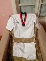 Salam aleykum Oglan ve qiz uşaqlari ucun Taekvando döyüş kimanosu — Fatimə
