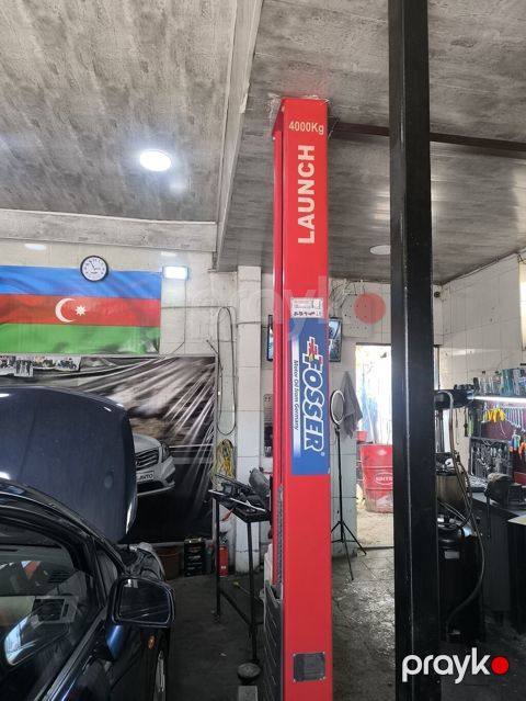 Launch 2-post avtomobil qaldırıcı - Yükgötürmə qabiliyyəti: 4000 kq — Bakı