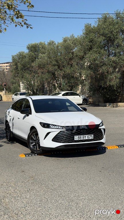BYD Qin Plus, 1.5 L, 15.9 kWh, 2025 il, 6 100 km — Bakı