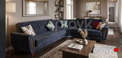 Divan satilir. Madeyranindi. Hec bir problemi yoxdu. *Qiymeti 470 — Bakı