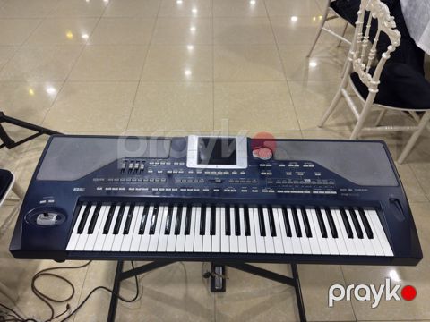 Sintezator Korg Pa 800 — Bakı