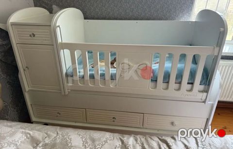 Kravat yaxsi vrziyyetde qiymet som — Bakı