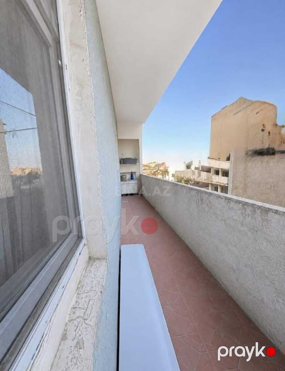 Satılır 4 otaqlı köhnə tikili 110 m² — Mənzil, Bakı (11)