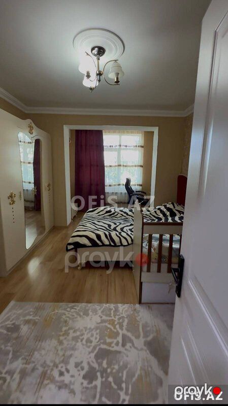 Köhnə tikili Satılır Sabunçu r., Bakixanov q., 4 otaq, 115 m² — Bakı