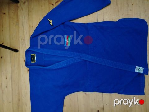 Mavi rəngli cüdo gi dəsti – Mizuno - Brend: Mizuno - Rəng: klassik — Xırdalan