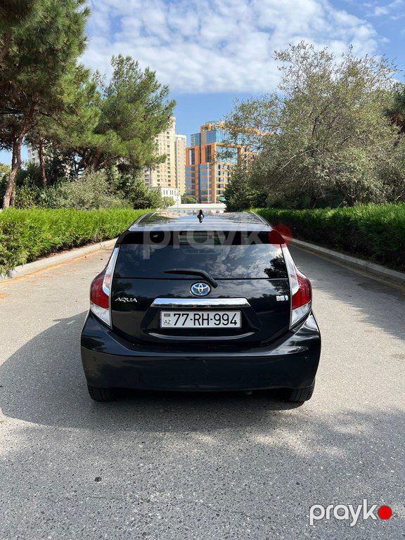 Toyota Aqua, 1.5 L, 0.9 kWh, 2017 il, 141 400 km — Avtomobillər, Bakı (4)