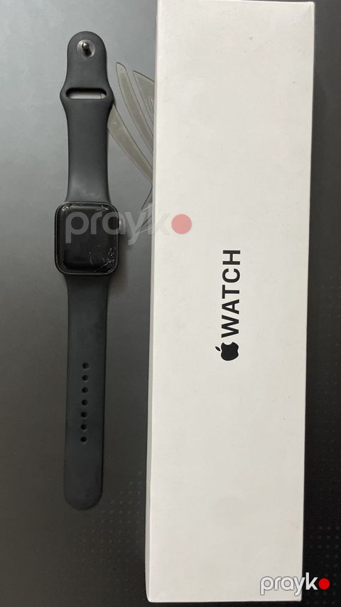 Apple Watch SE Space Gray 40mm — Bakı