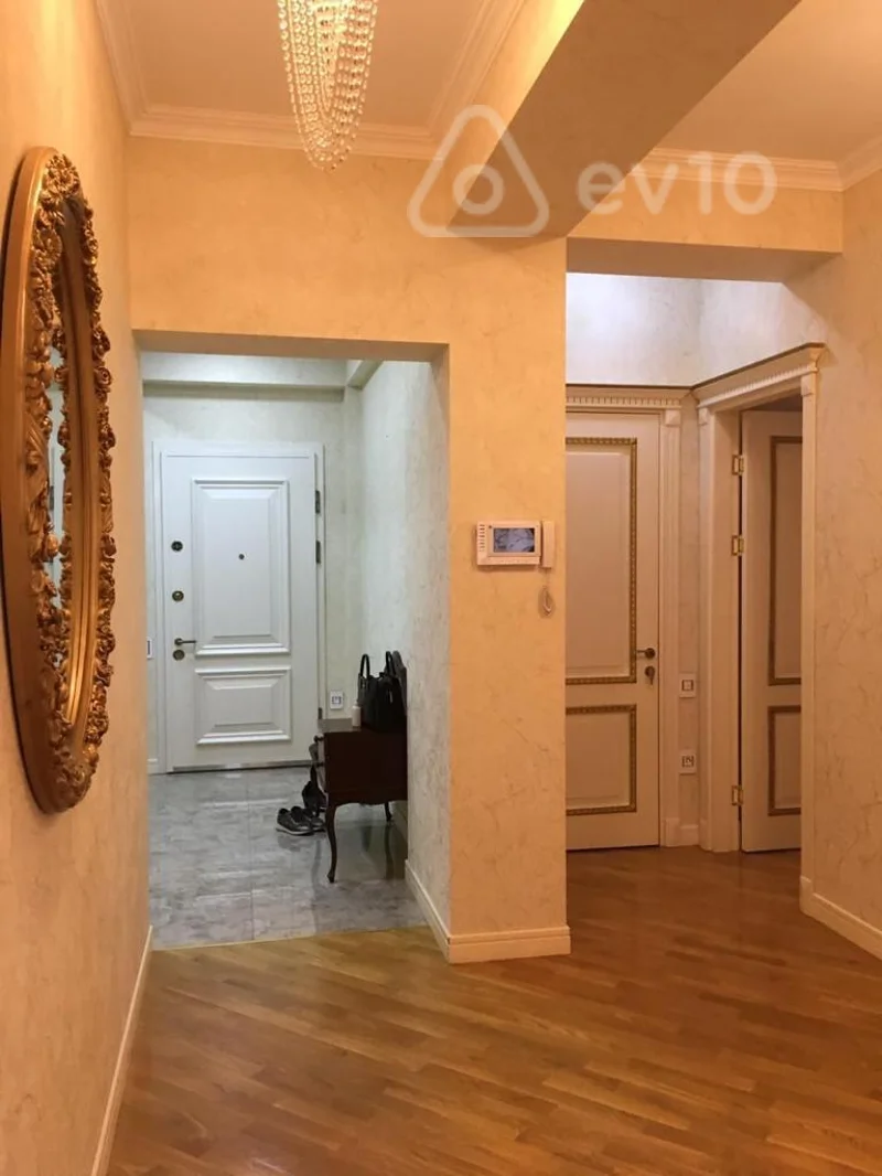 3 otaqlı mənzil, 146 m², F.Qasımzadə küç. — kirayə — Mənzil, Bakı (6)