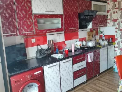 Satılır 3 otaqlı, Bakıxanov q — Ofis (3)