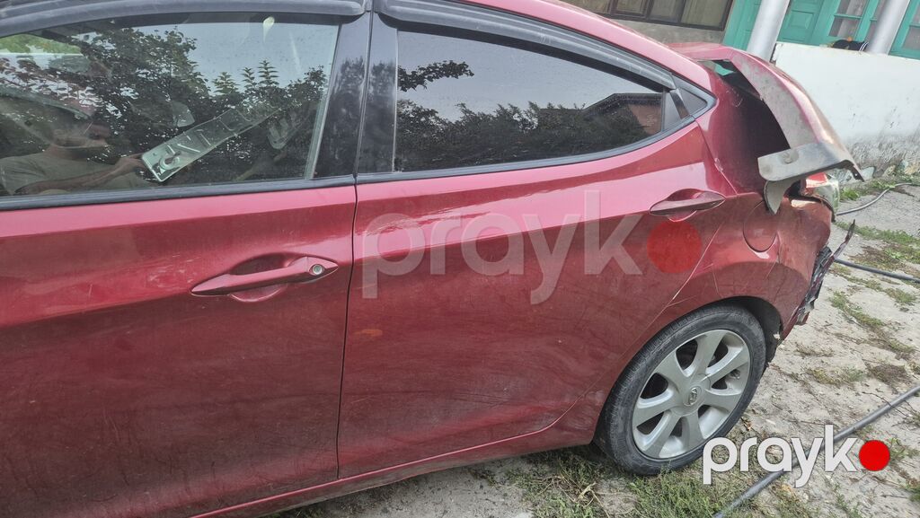 Hyundai Elantra: 1.6 l 2012 il Sedan — Avtomobillər, Xudat (10)