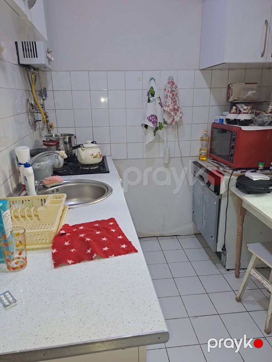 Satılır 2 otaqlı köhnə tikili 65 m² — Mənzil, Bakı (9)