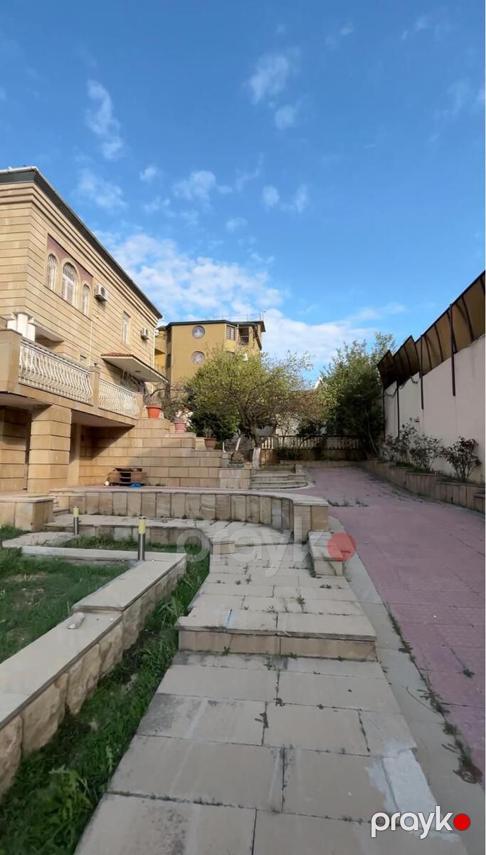 Satılır 8 otaqlı həyət evi/bağ evi 600 m² — Ev, villa, Bakı (2)
